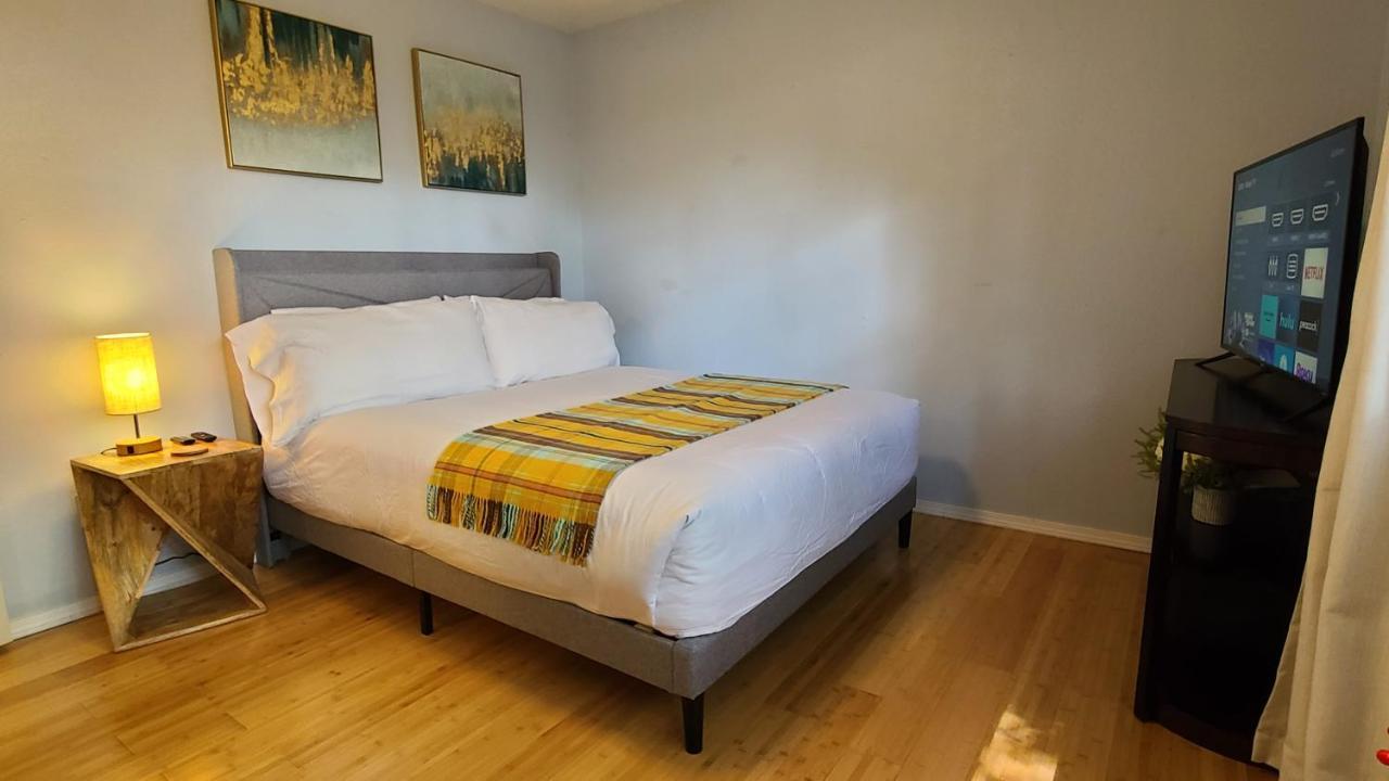 Centrally Located In Rogers And Bentonville! -Private Rooms Exterior foto